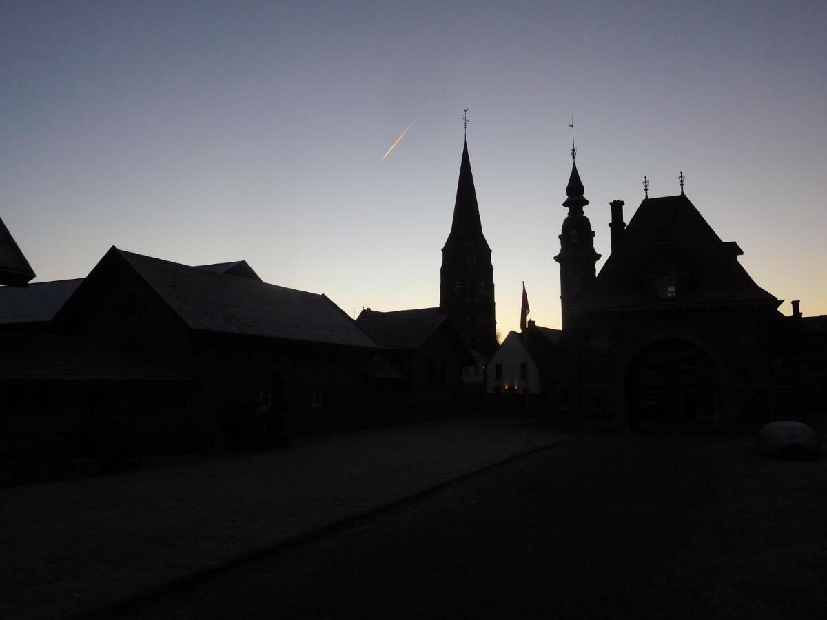 B & B Kasteelhoeve Borgharen - Маастрихт Екстер'єр фото